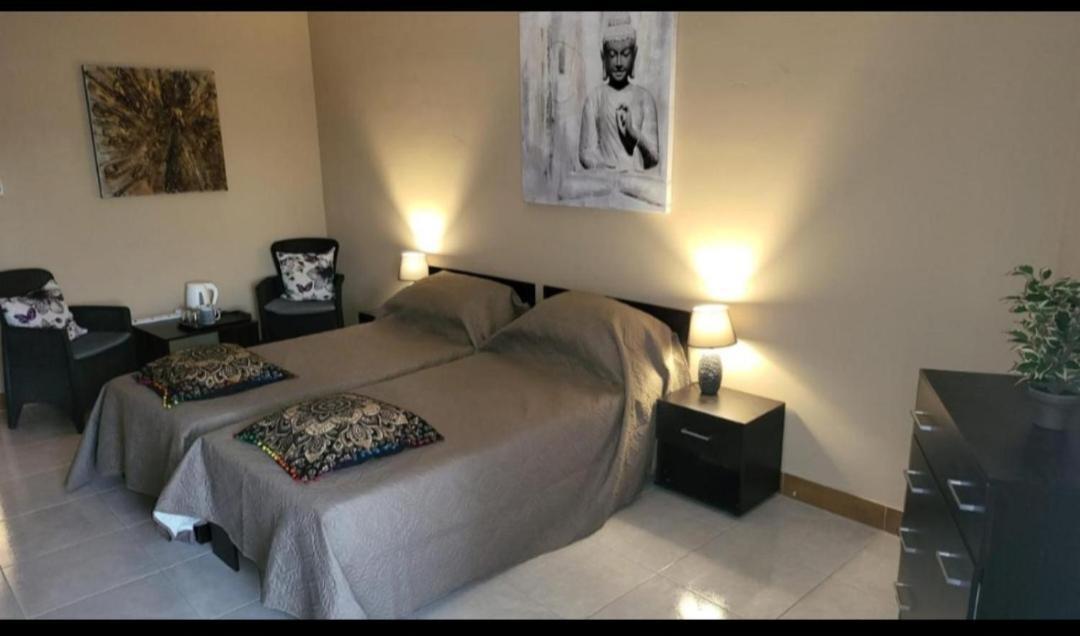 Lotus Guest House Malta Gzira Cameră foto